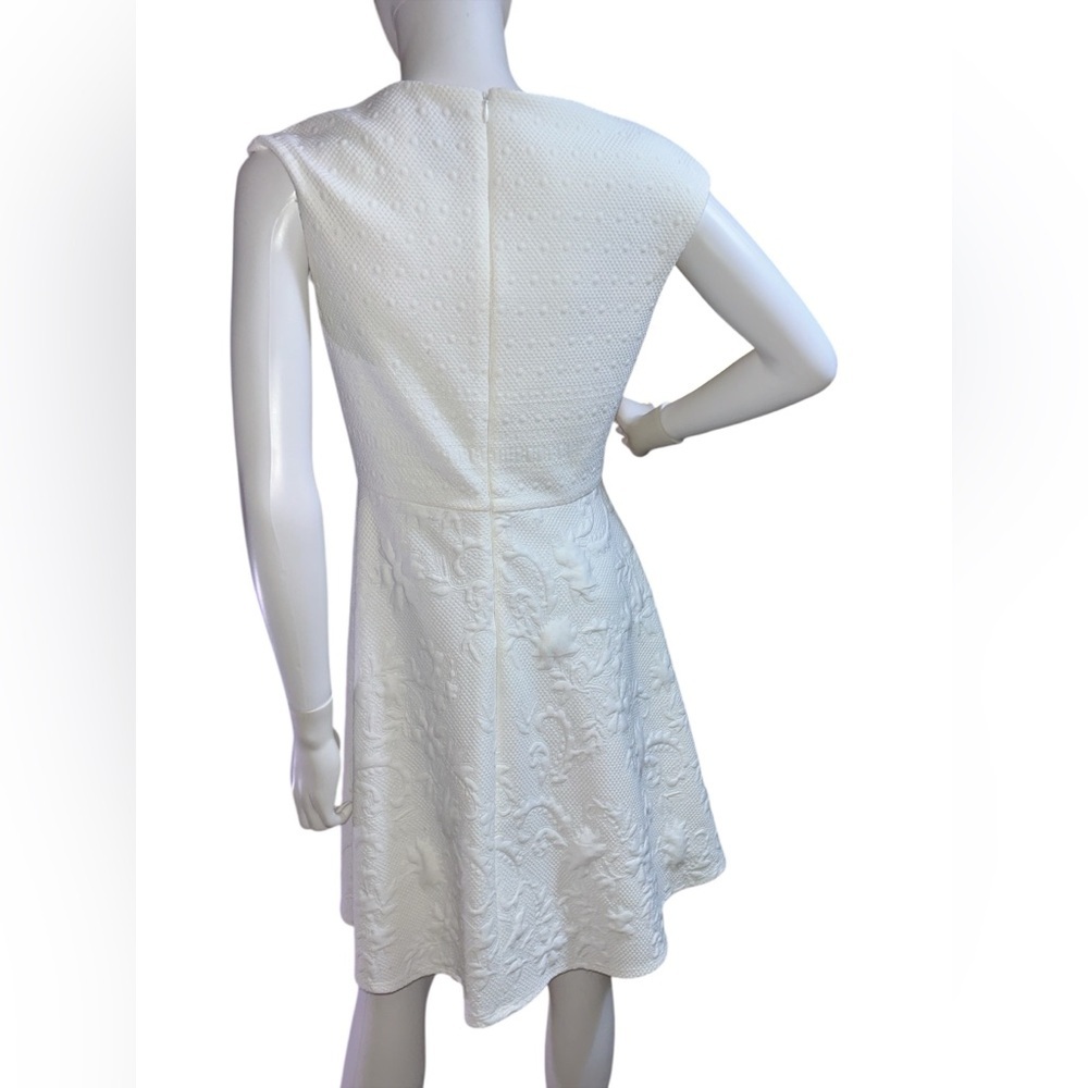 Taylor Womens Sleeveless Fit and Flare
Textured Jacquard Knit business Casual - Picture 7 of 9